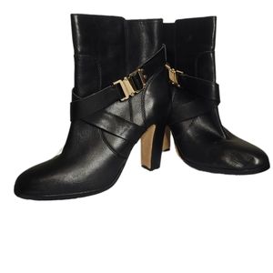 VINCE CAMUTO ankle heel boots black Size 8.5